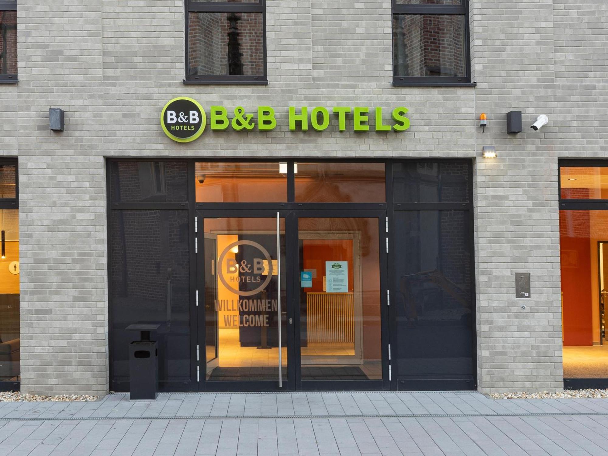 B&B Hotel Dessau Bagian luar foto